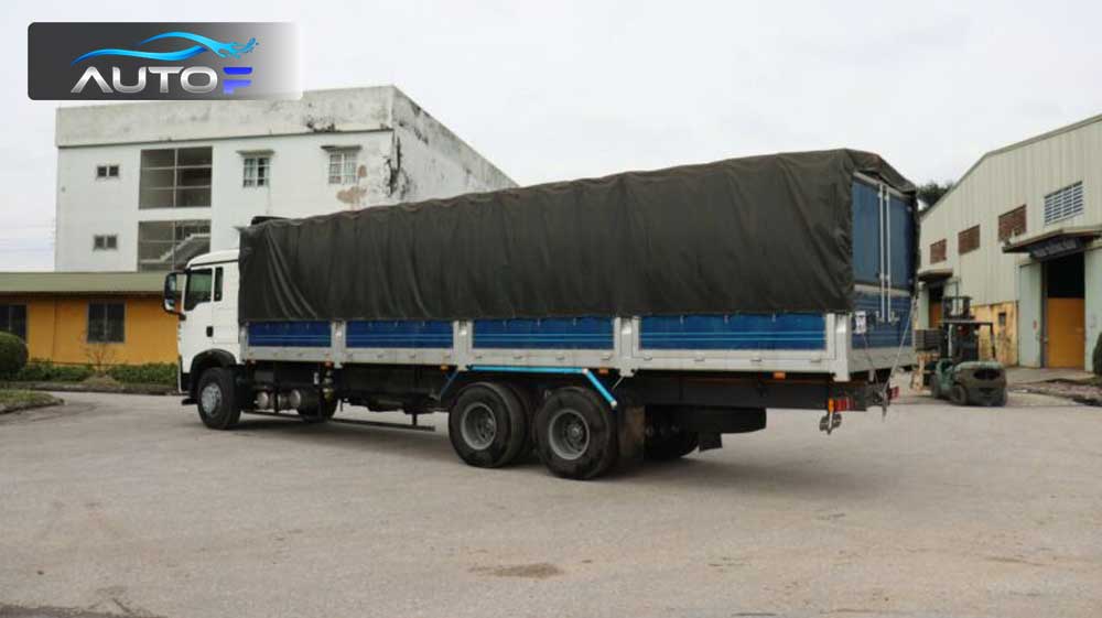 Xe tải Howo TX 3 chân (15 tấn, dài 9.7m) thùng mui bạt